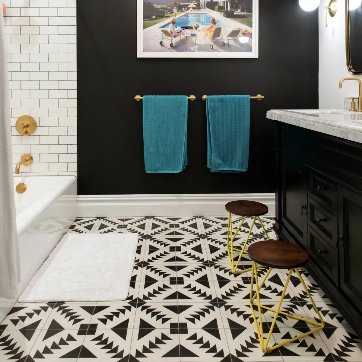 Alhambra Alkazar Black and White Moroccan Tile 20cm x 20cm