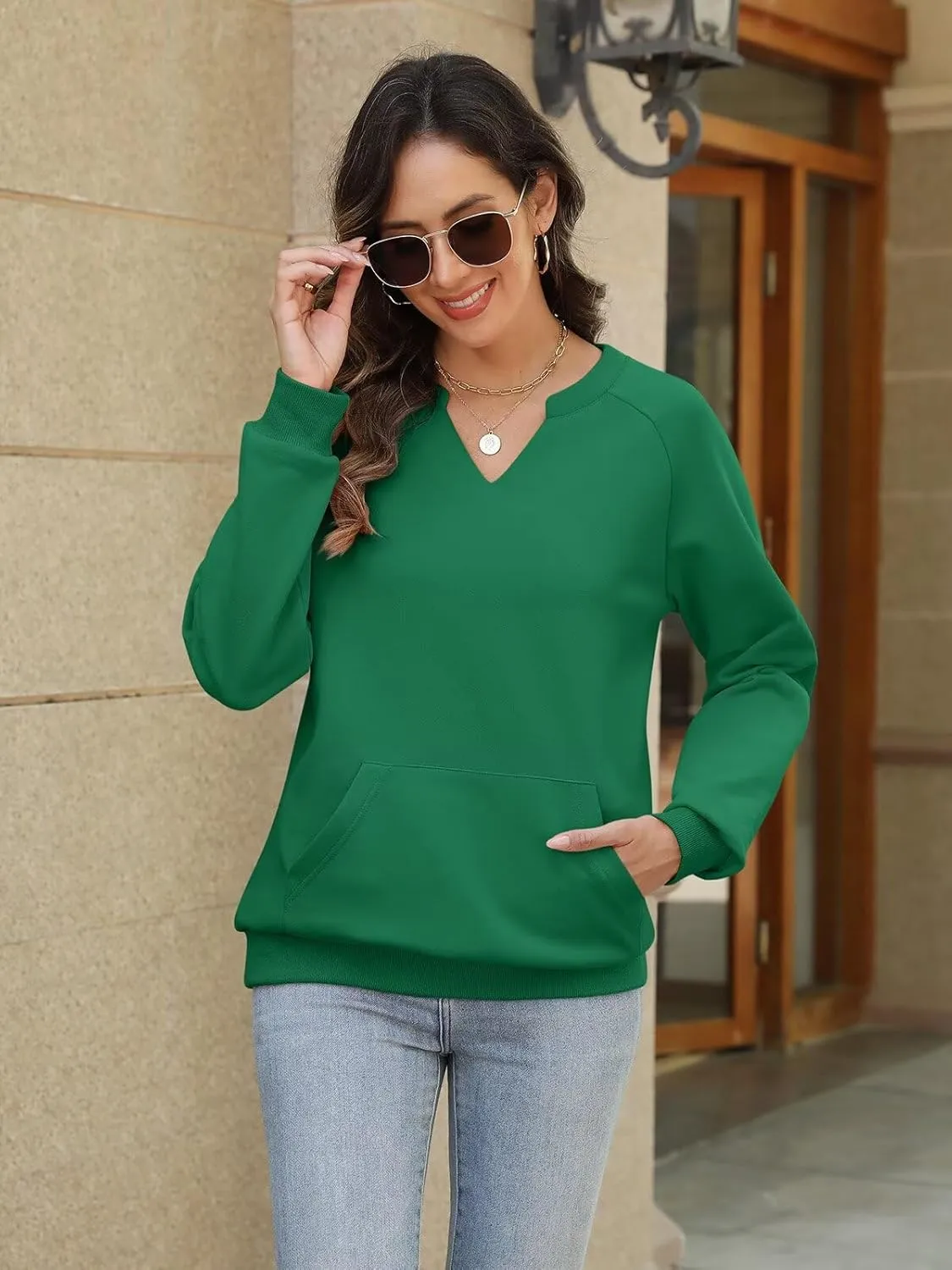 EADINVE Womens V Neck Sweatshirts with Pockets Fleece Pullover Casual Loose Fit Long Sleeve Tops Fall Clothes 2025