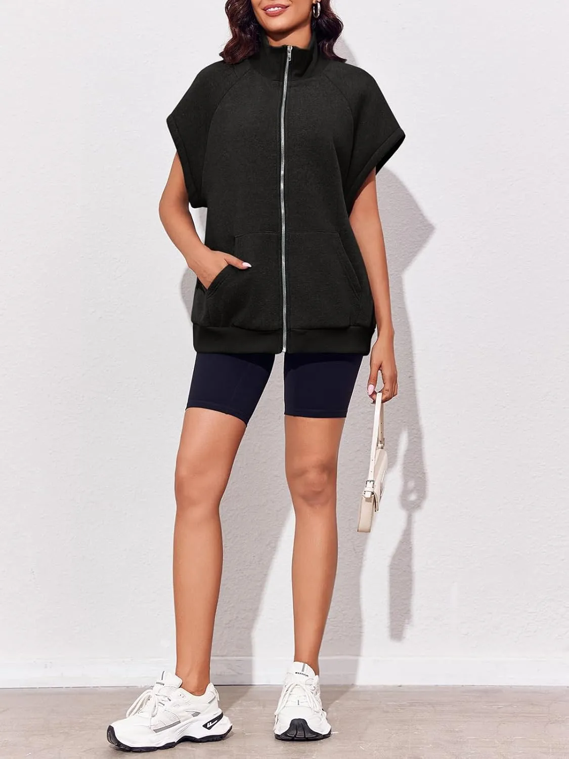 Fisoew Womens Oversized Zip Up Sweatshirts Warm Fleece Vests Fall Casual Sleeveless Jackets with Pockets