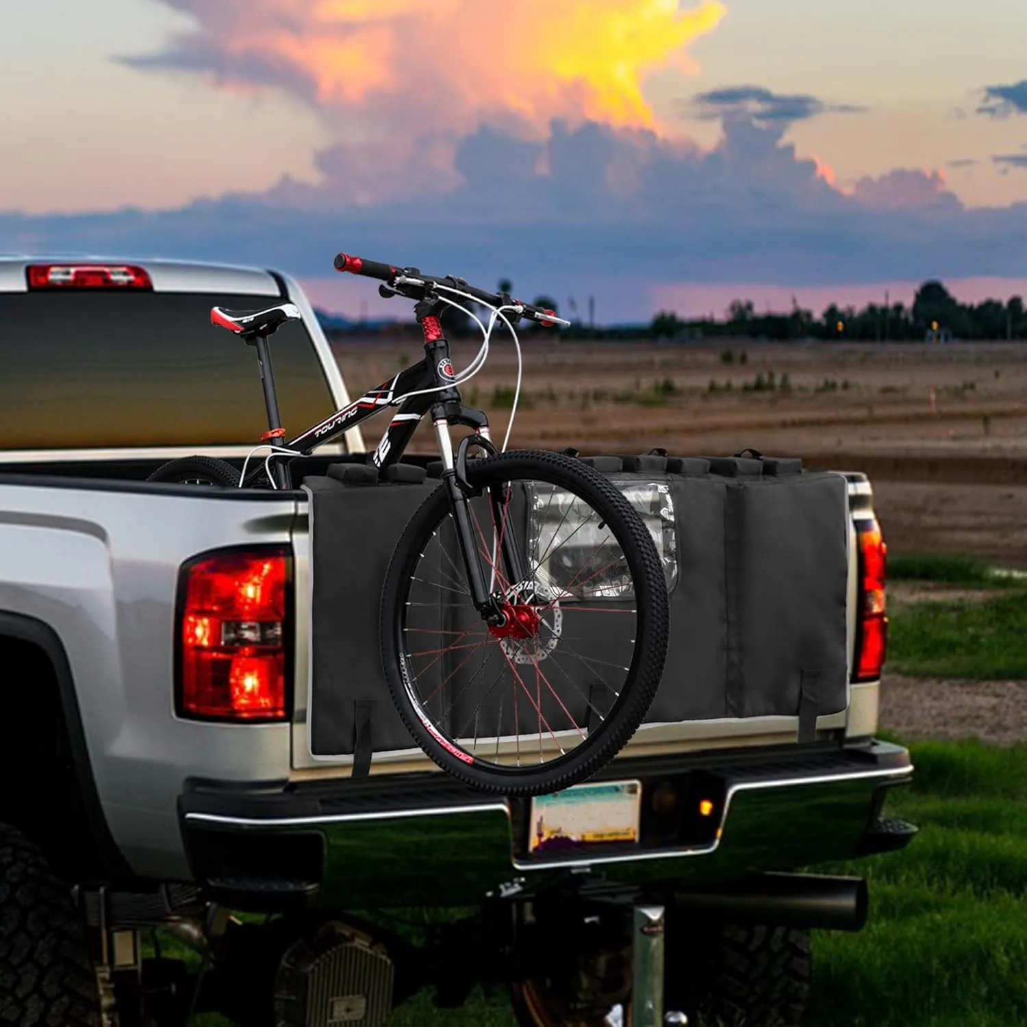 MDSTOP Tailgate Pad for Mountain Bike, Truck Tailgate Bike Pad with Reflective Strips,Tool Pockets, Backup Camera Opening, MTB Tailgate Pad Carries Up to 5 Bikes, E-Bikes, BMX&Road Bikes (Black, L)